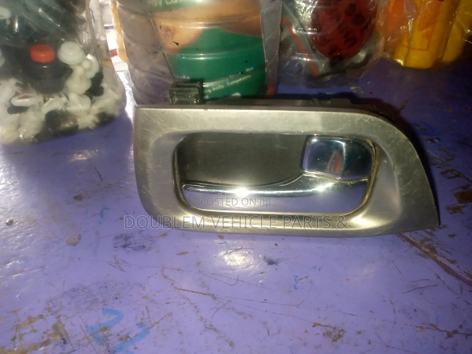 Inner Door Handle Nissan Sylphy and Other Assorted Vehicles