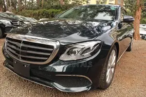 Mercedes-Benz E400 2017 Green