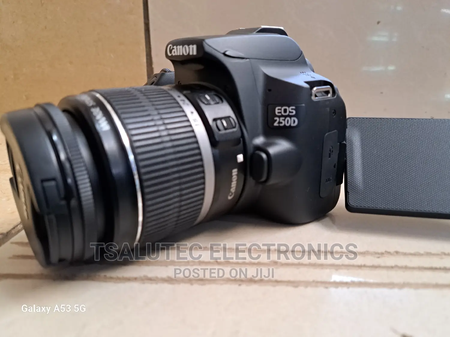 Canon 250D