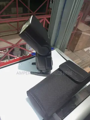 Canon 580exii Speedlite - For All Canon Cameras