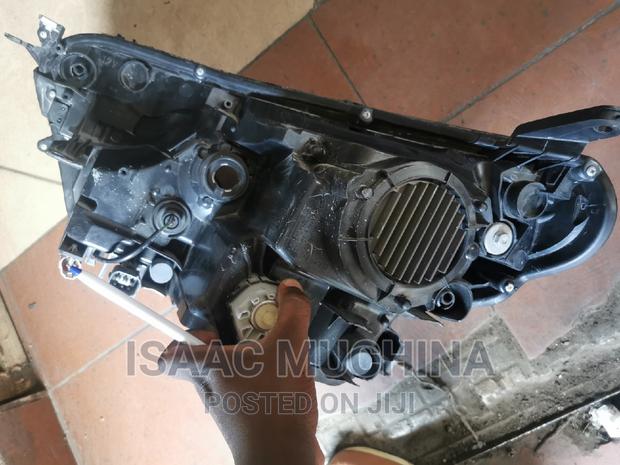 Rav4 2018 Headlight - thumbnail 2