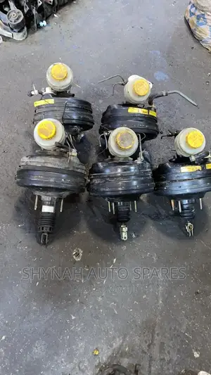 Brake Master Cylinder and Booster Complete Nissan Terrano