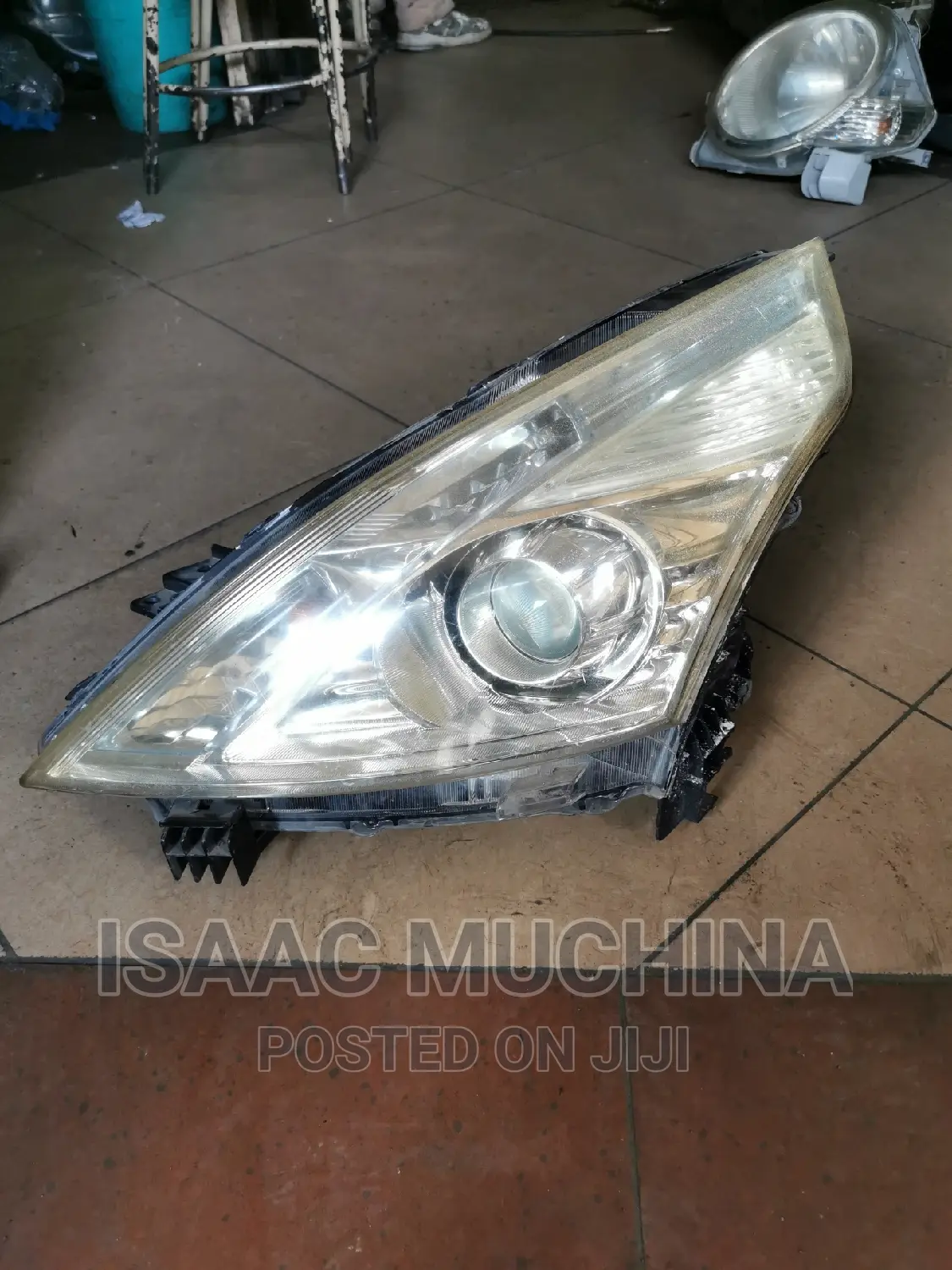 Nissan Teana 2010 Headlight