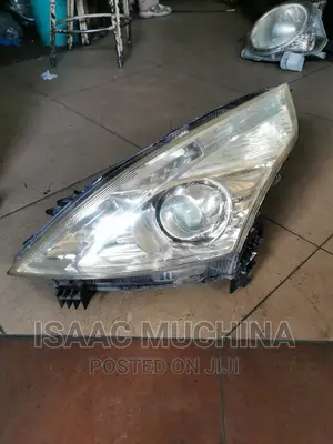 Nissan Teana 2010 Headlight