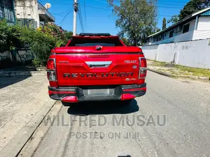 Toyota Hilux 2016 Red