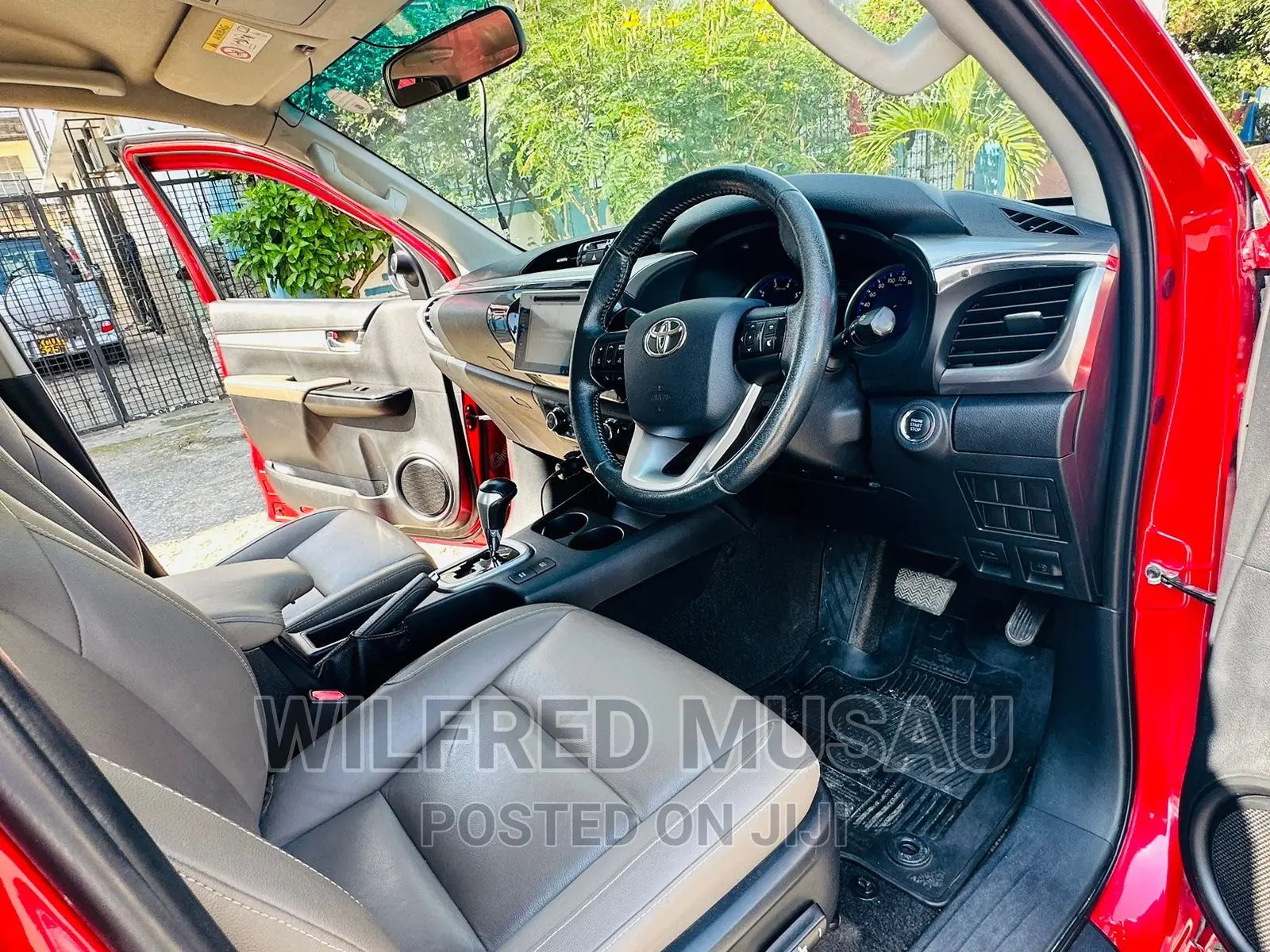 Toyota Hilux 2016 Red