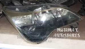 Toyota Spade Xenon Headlight