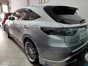 Toyota Harrier 2017 Silver