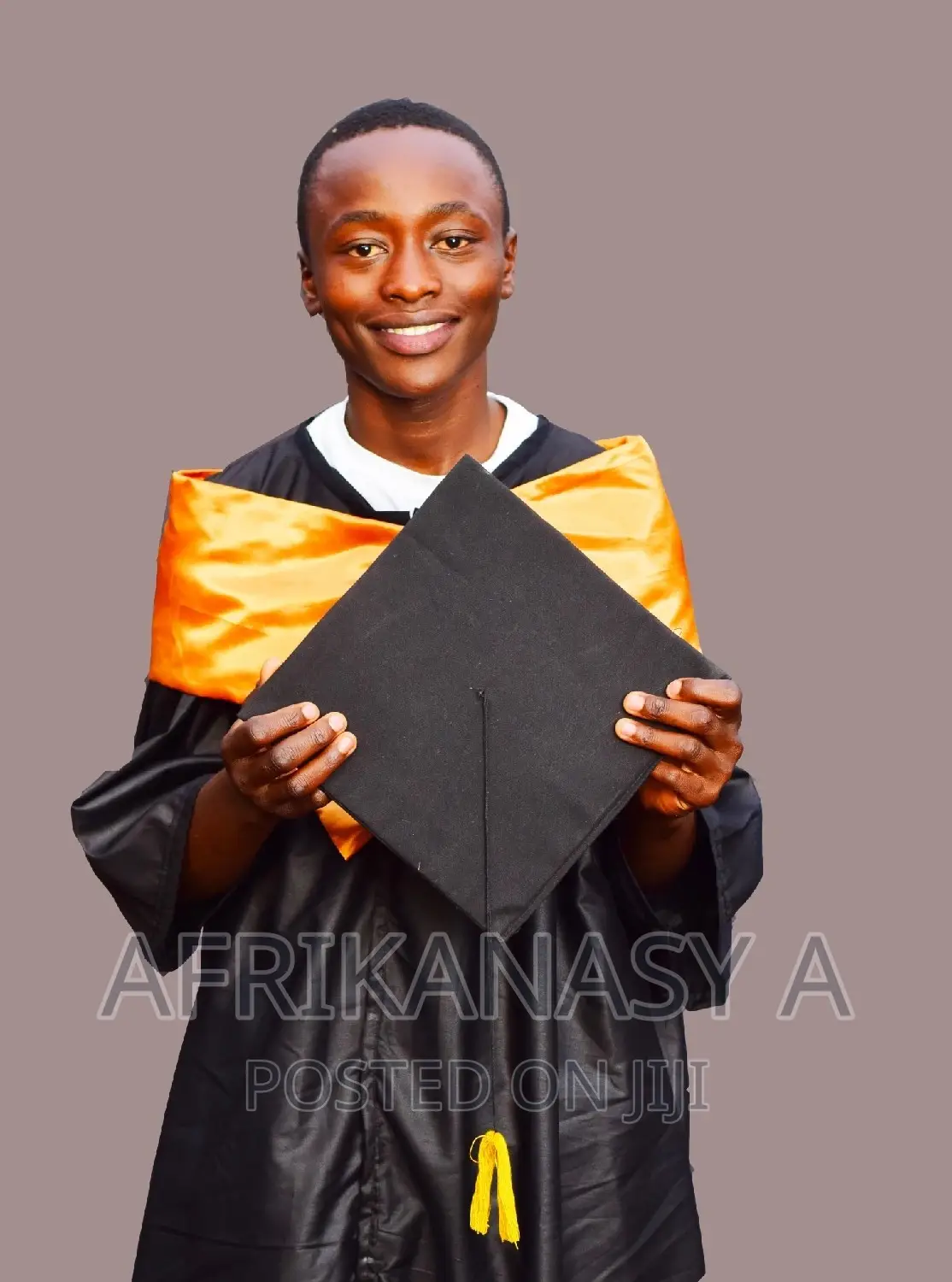 Graduation Gowns for Hire and Selling
