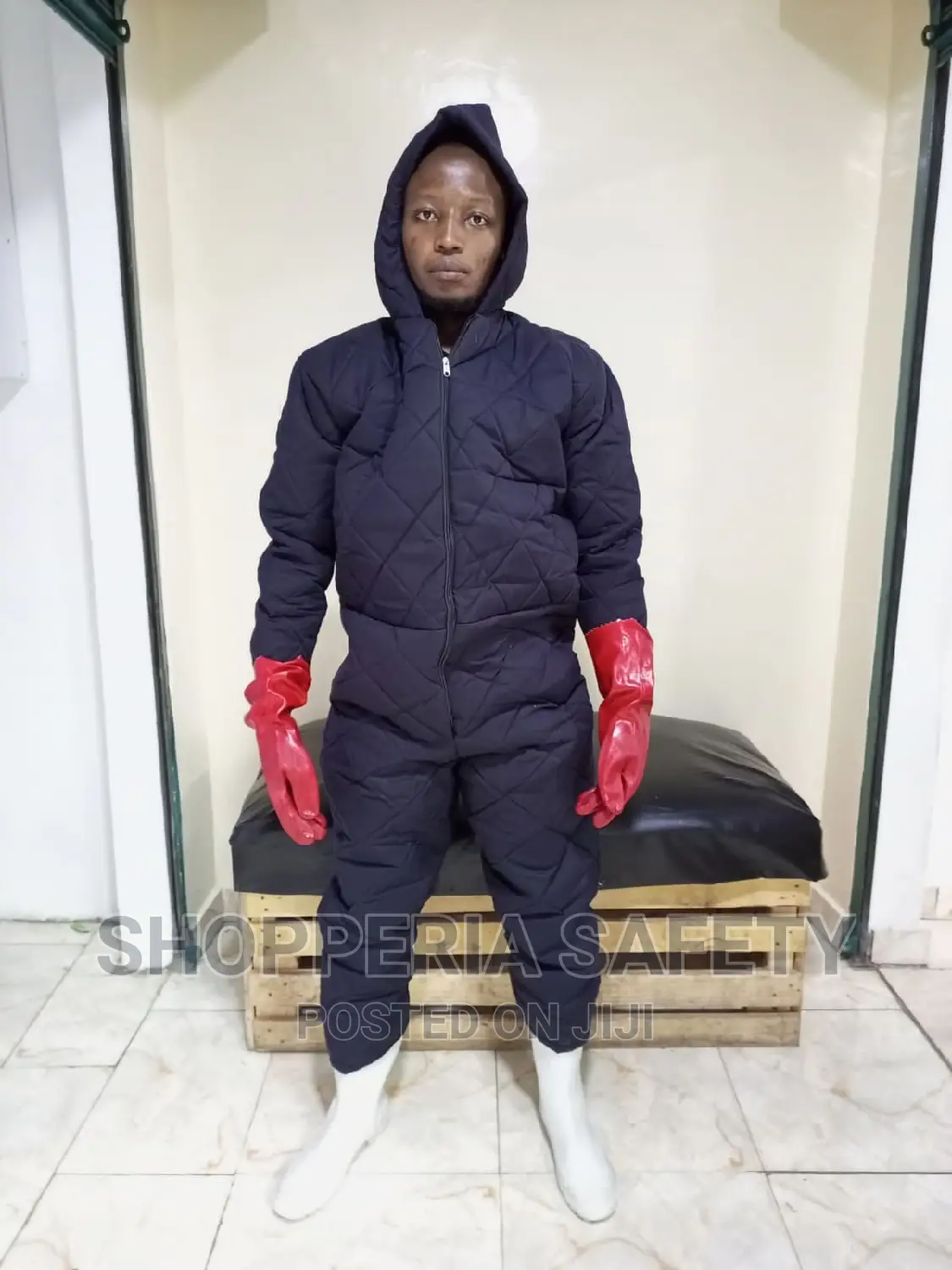 Coldroom Suit