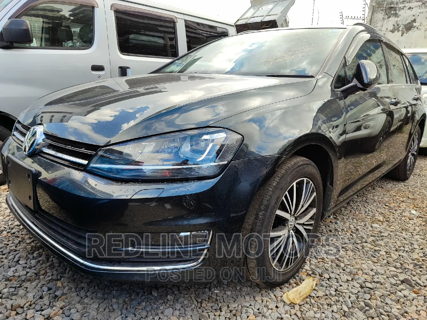 Volkswagen Touran 2016 Black