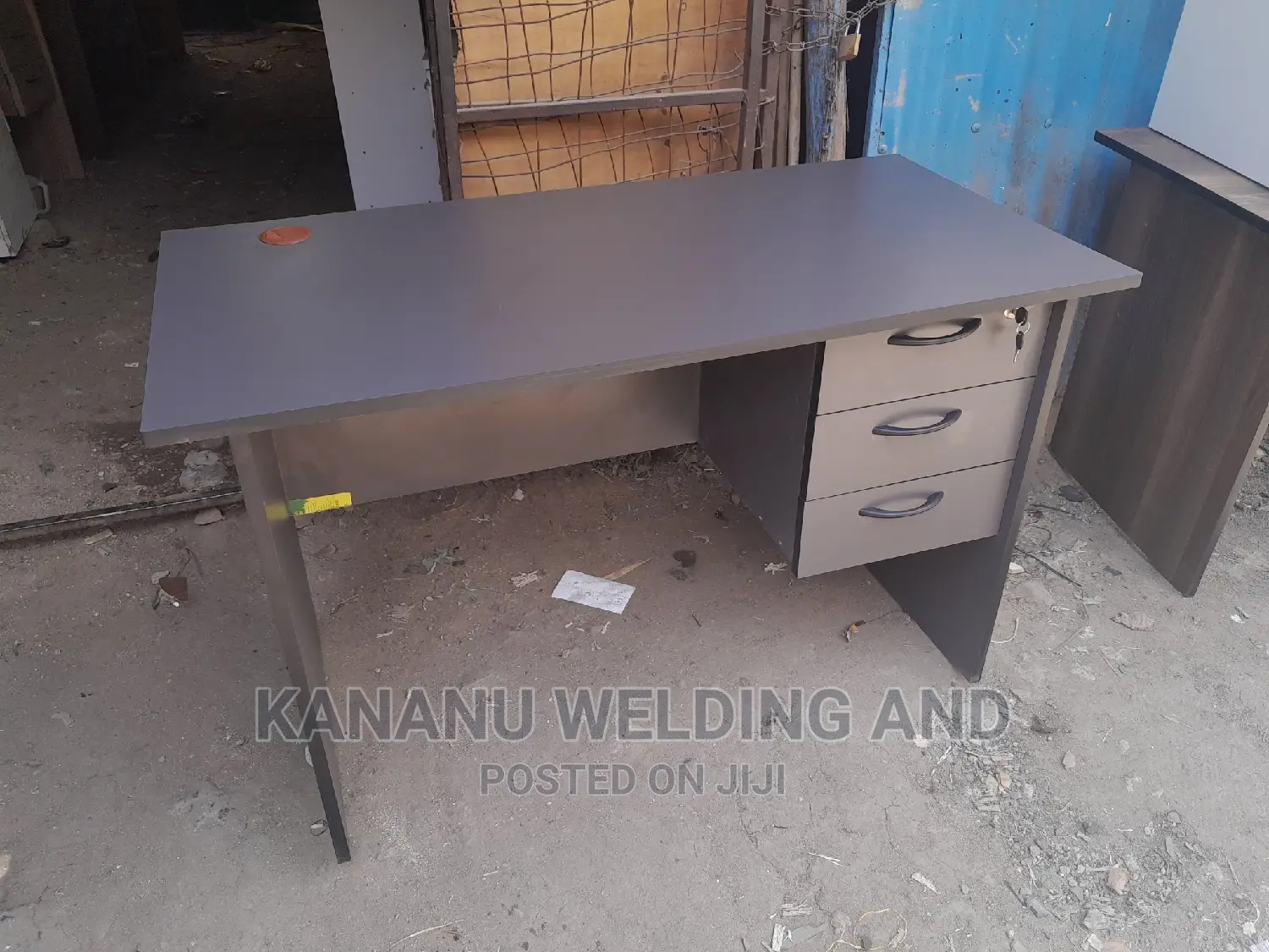 Office Desk