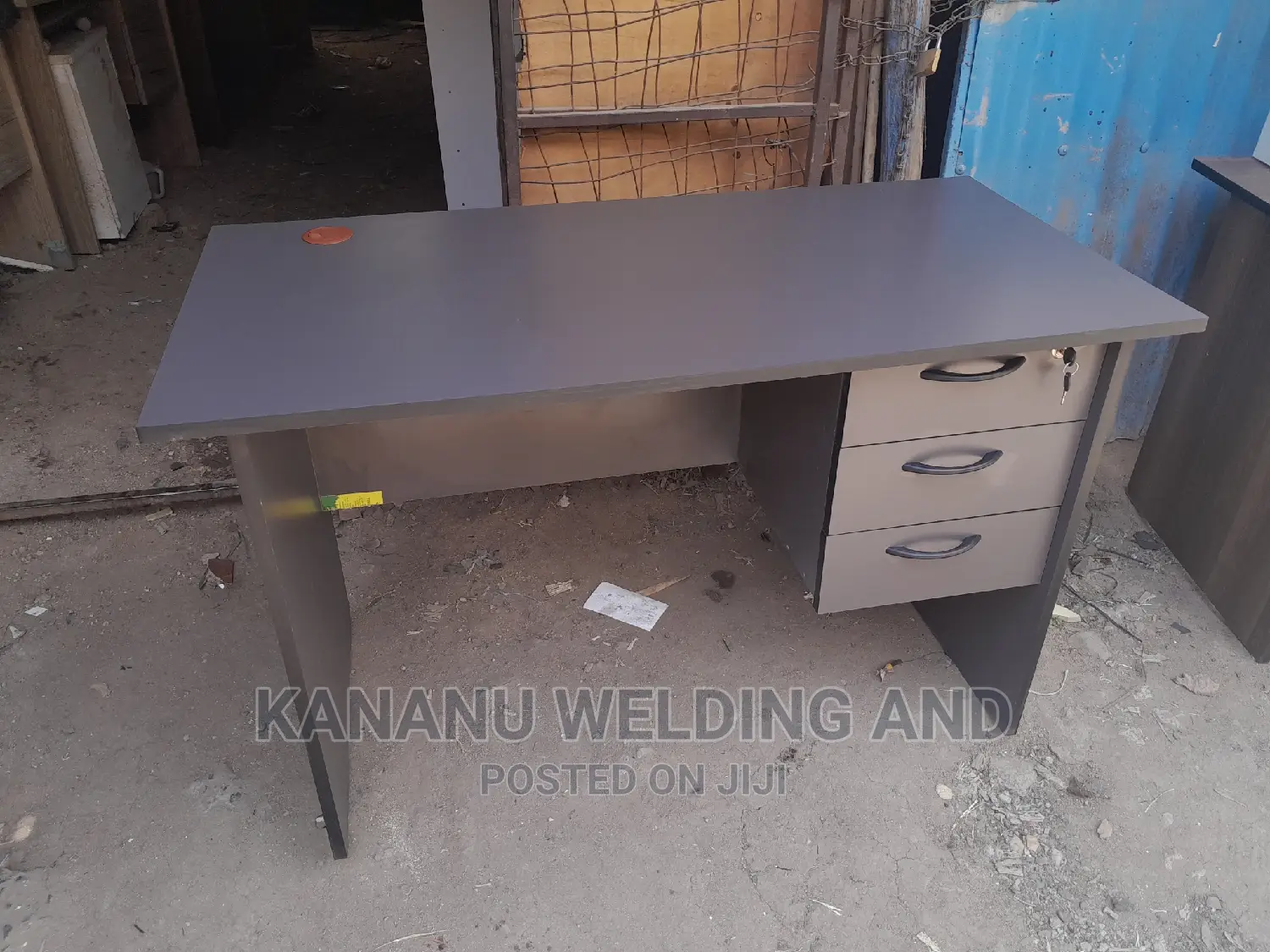 Office Desk