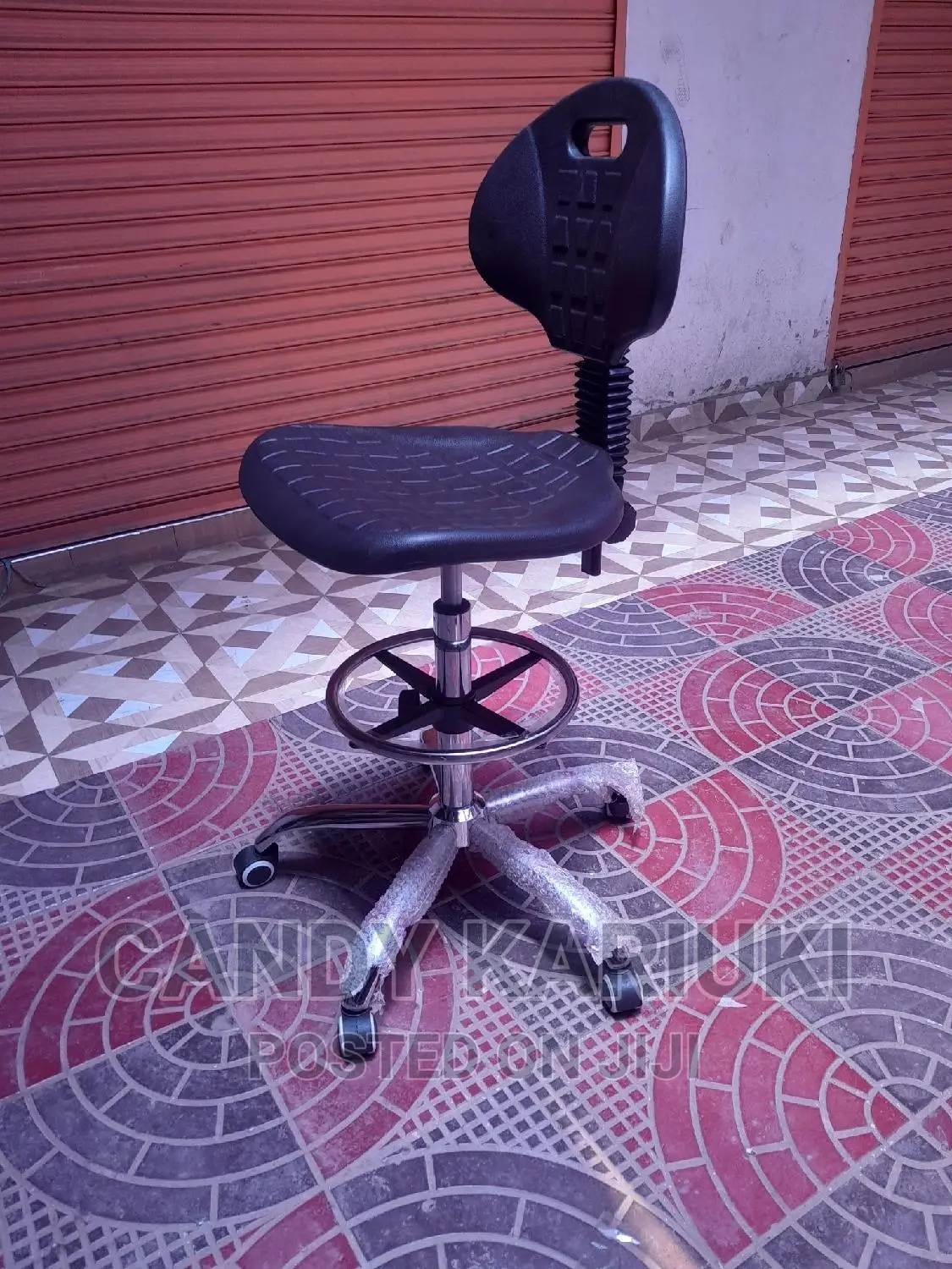 Ideal Laboratory Chair