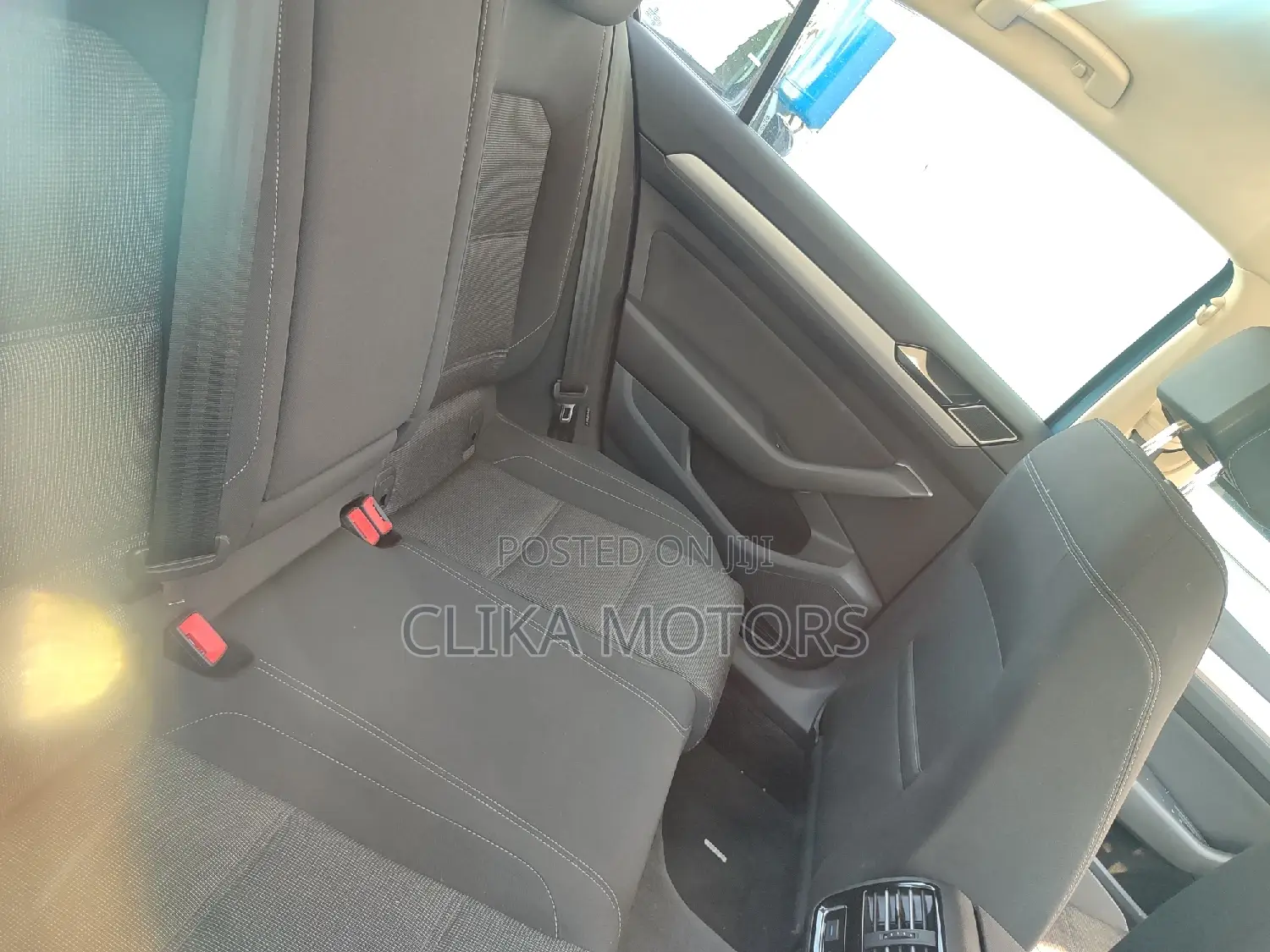 Volkswagen Passat 2016 Blue