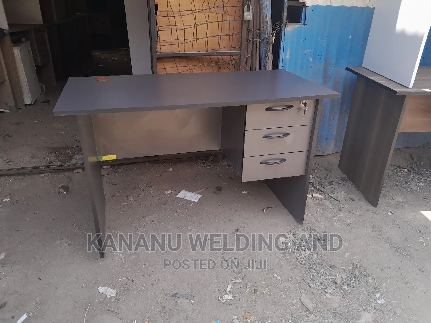 Office Desk