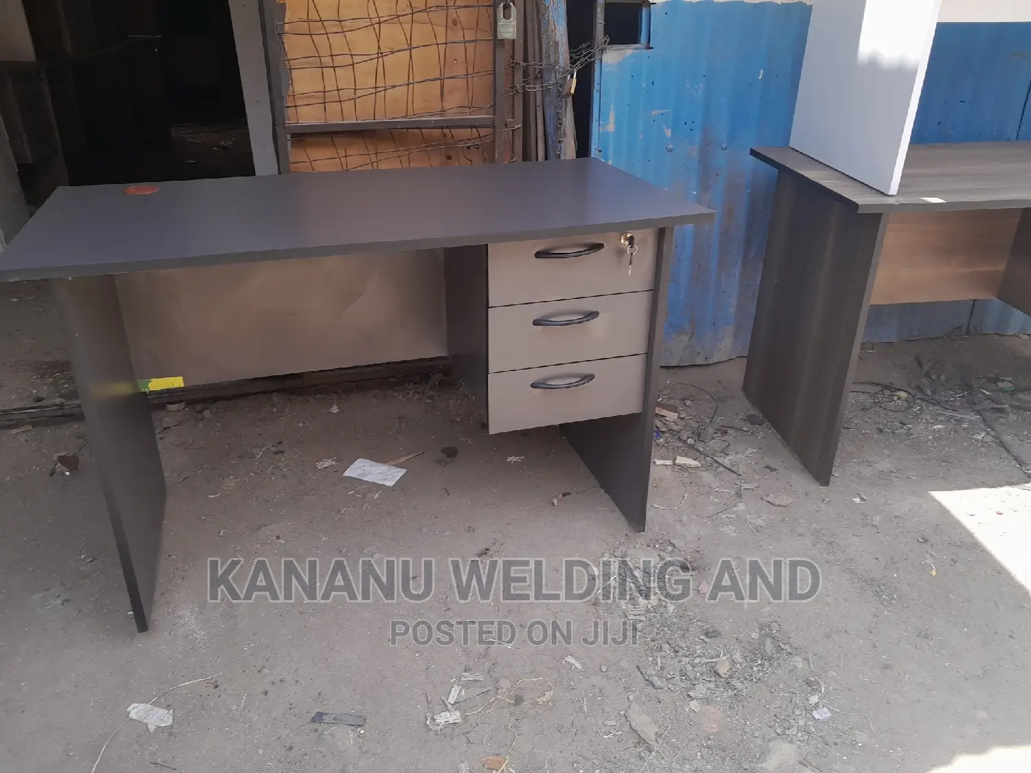 Office Desk