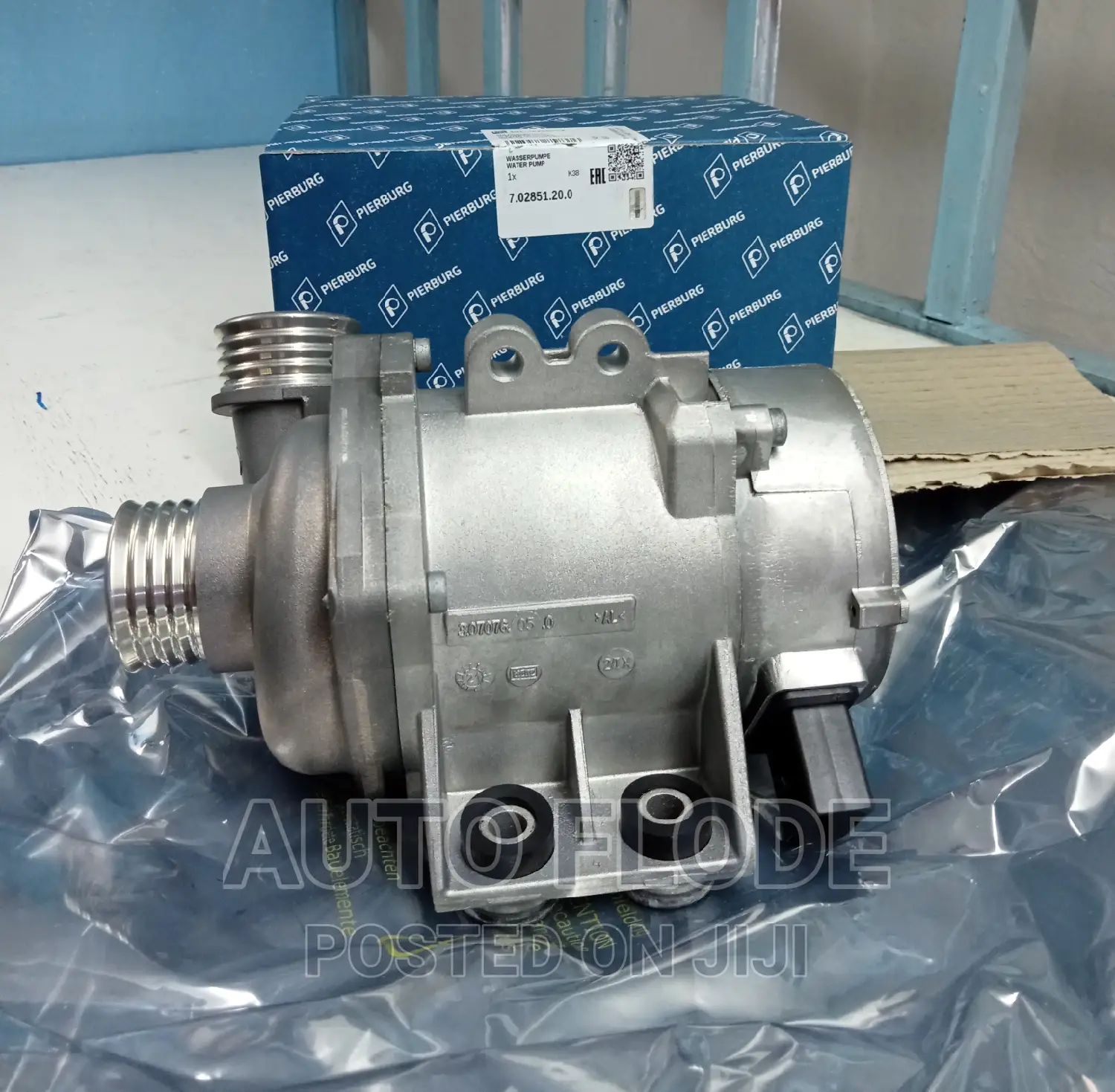 BMW X3 E83, N52 Engine Electric Water Pump.