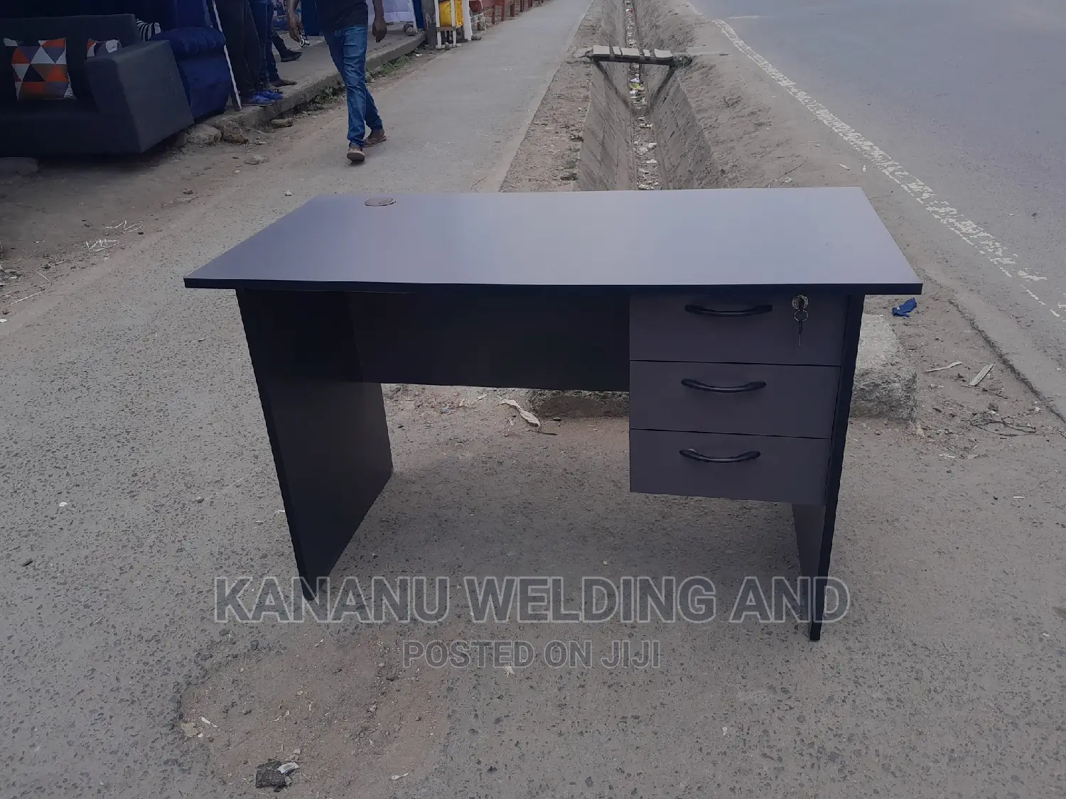 Office Desk