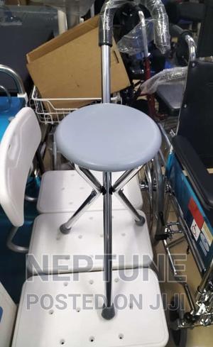 Walking Stick With Seat - thumbnail 2