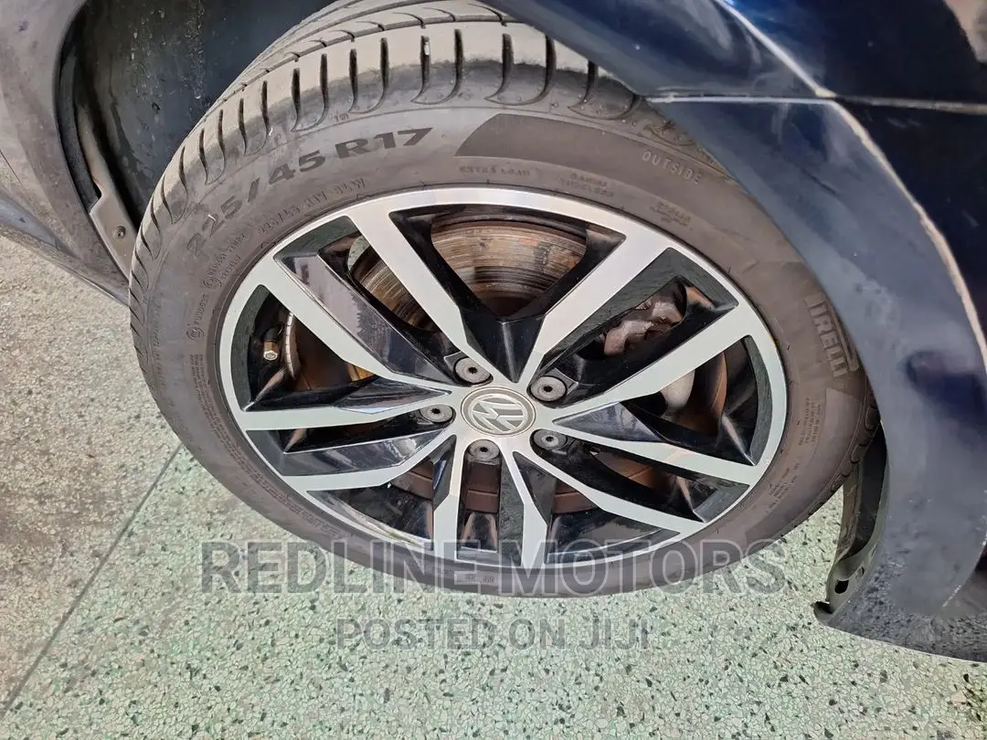 Volkswagen Golf Variant 2016 Blue