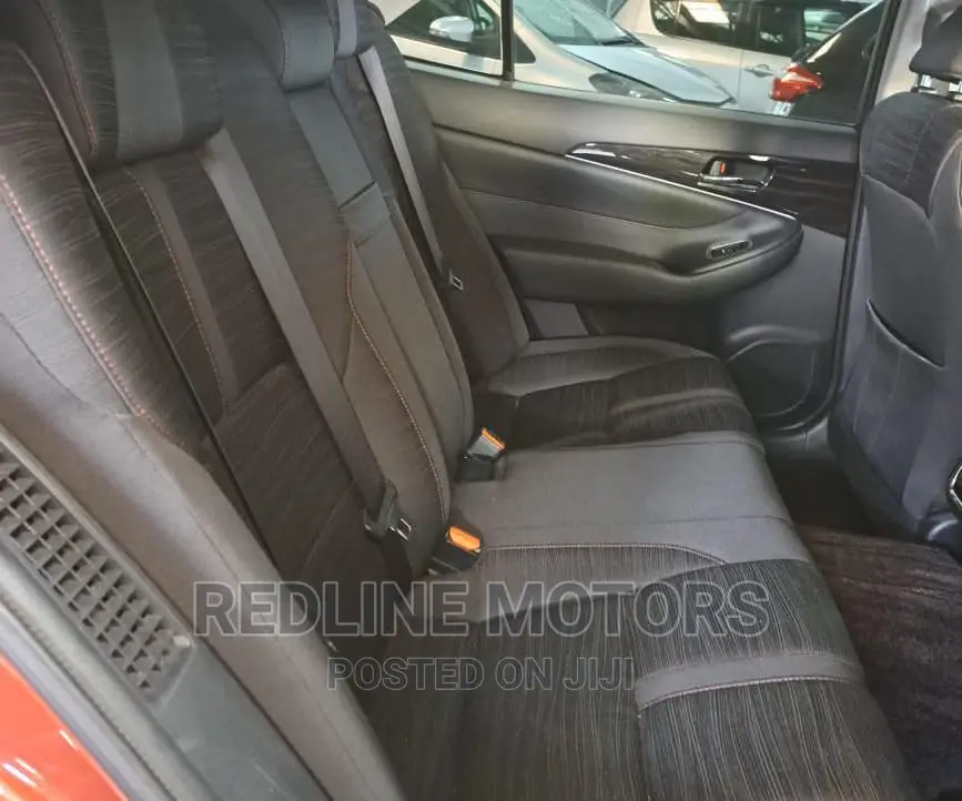 Toyota Crown 2016 Red