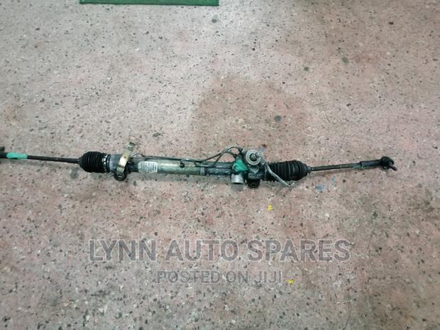 Toyota Isis 4wd Steering Rack