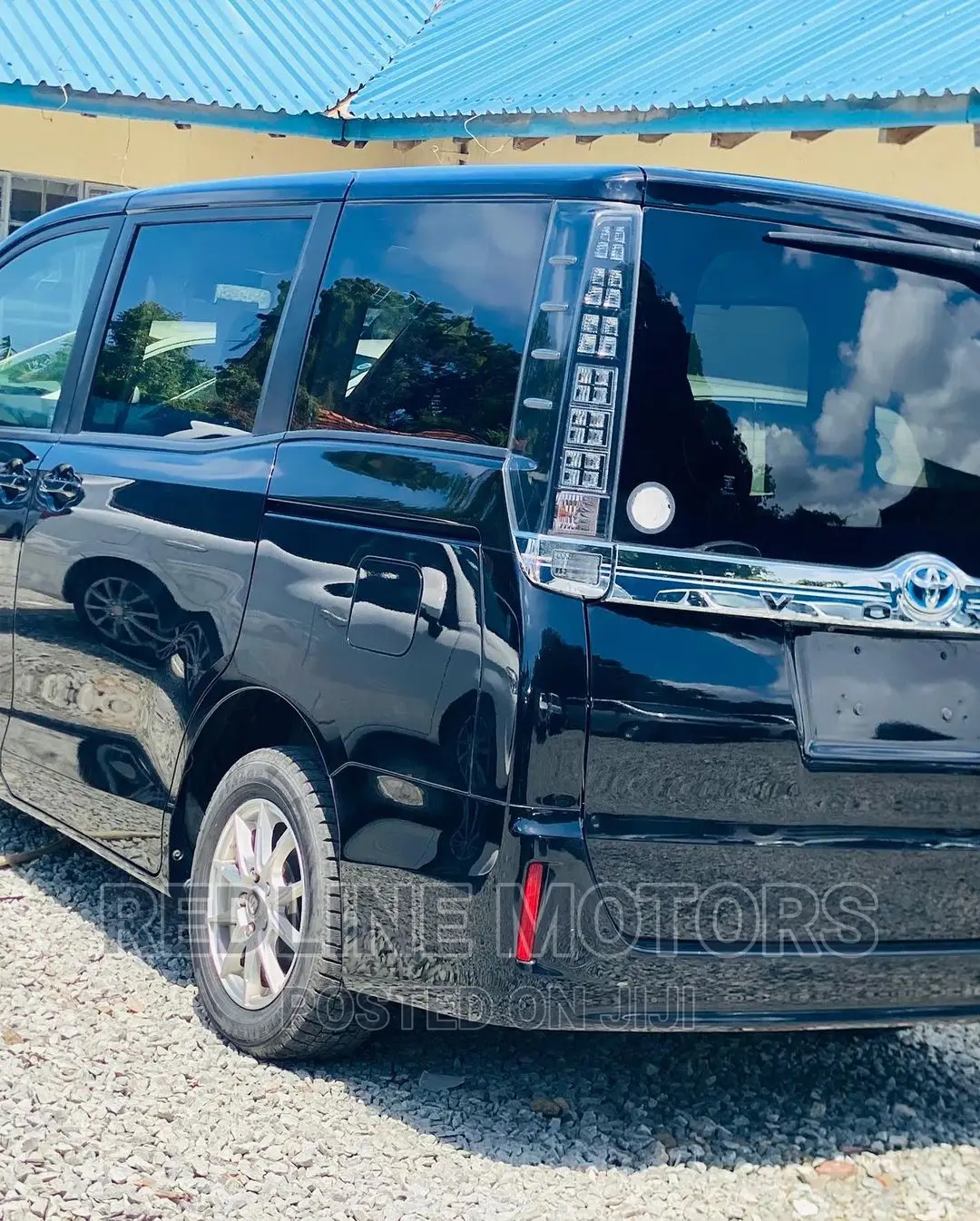 Toyota Voxy 2017 Black