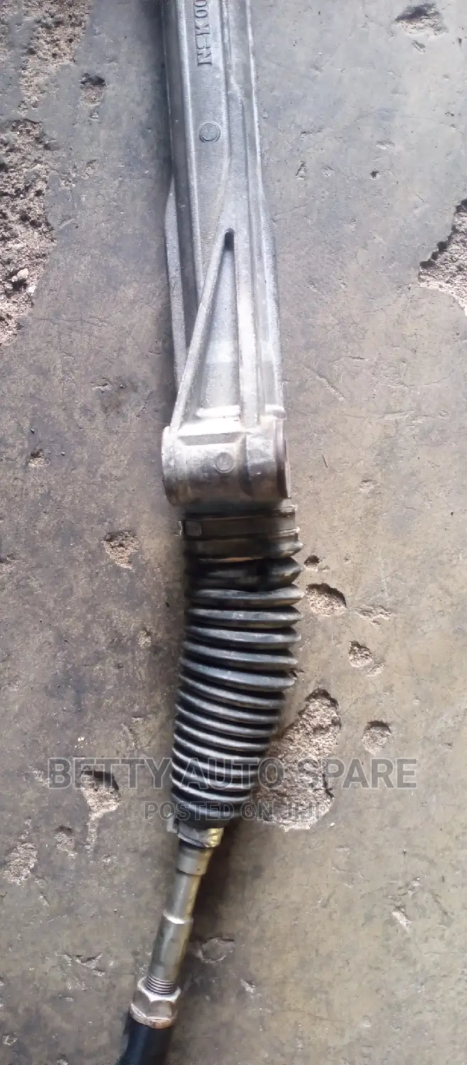 Toyota RAV4 Ac30 Steering Rack ( Vanguard)