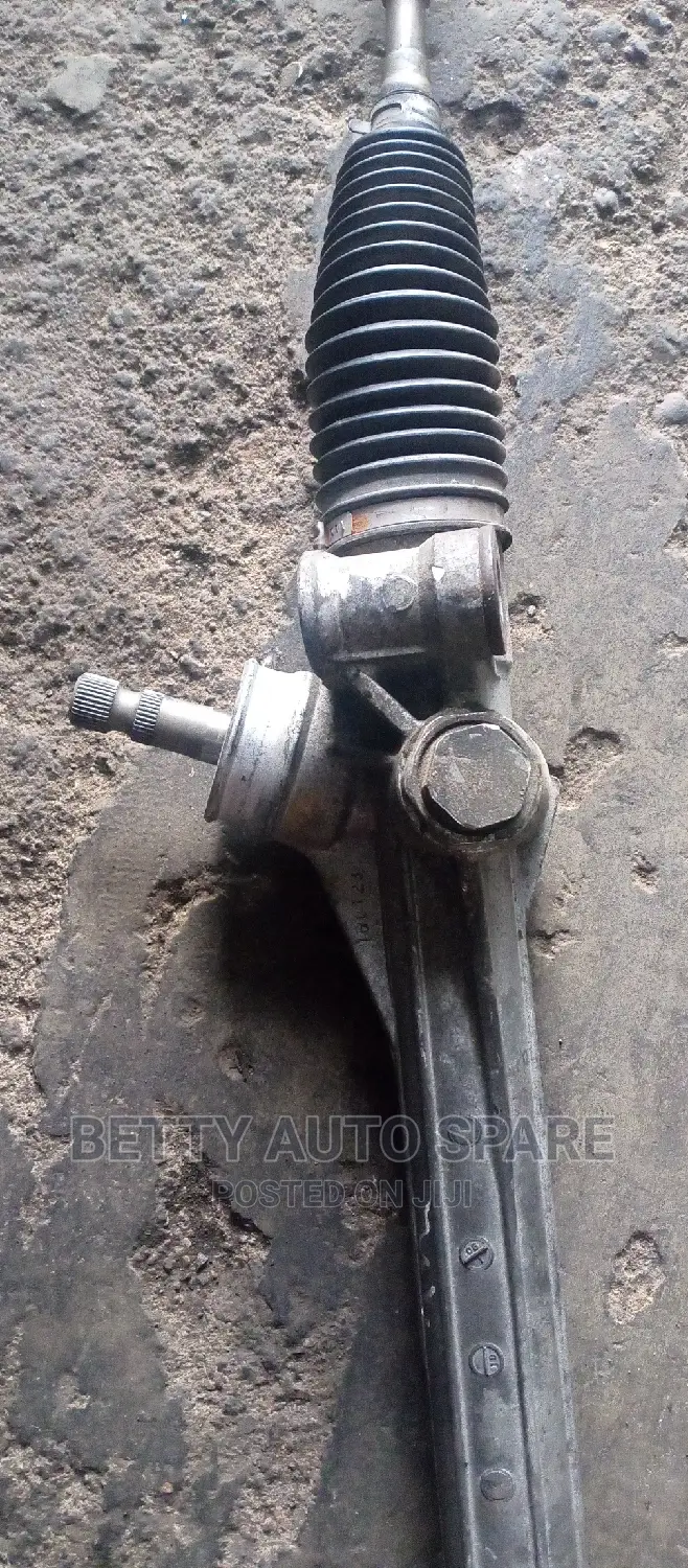 Toyota RAV4 Ac30 Steering Rack ( Vanguard)