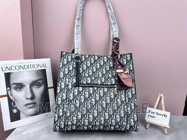 Fendi Women Handbags - thumbnail 3