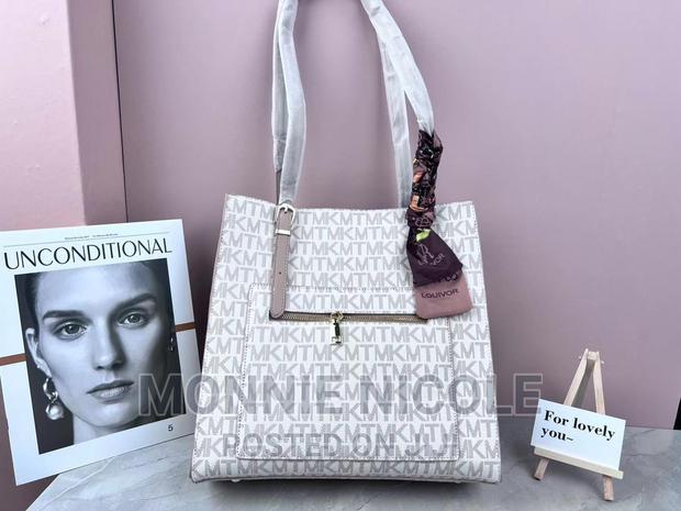 Designer Bags - thumbnail 2