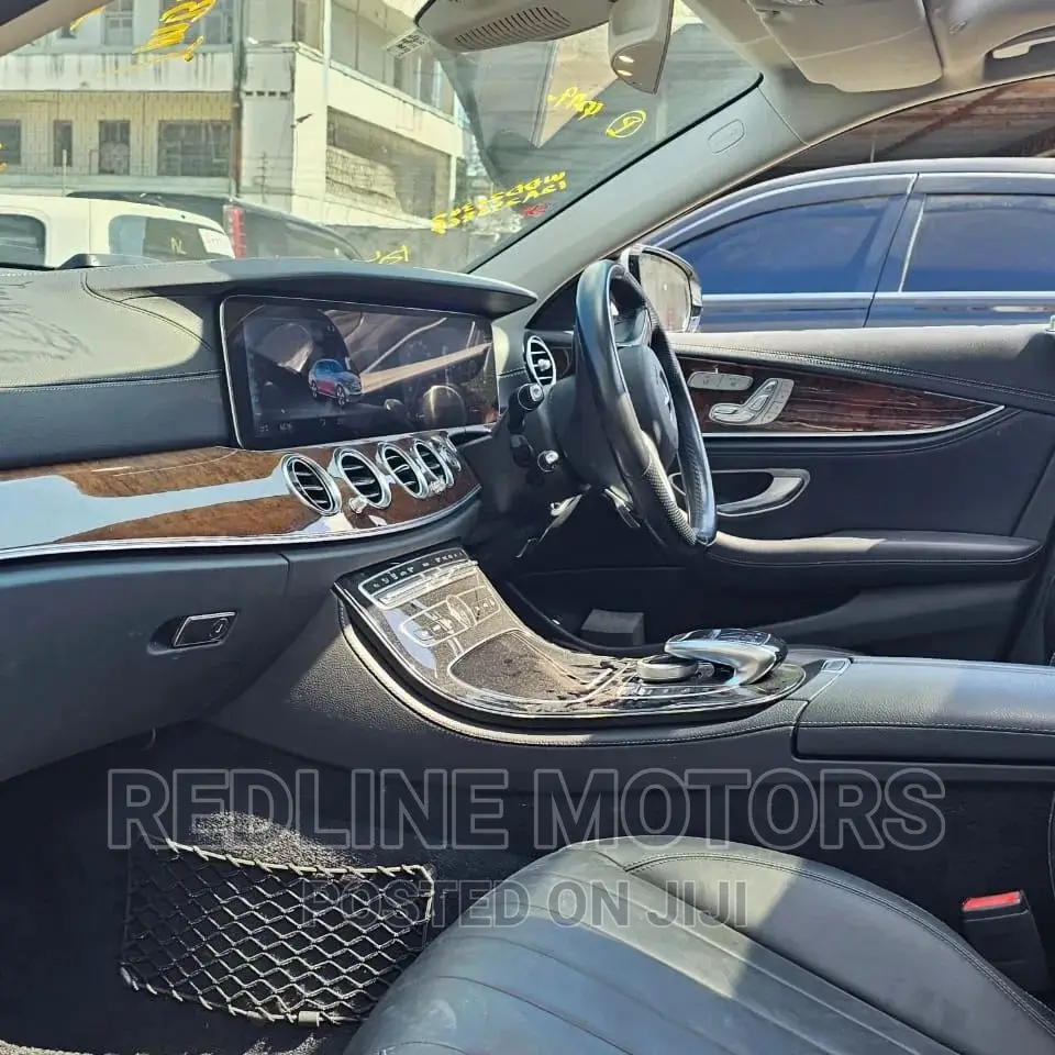Mercedes-Benz E400 2016 Gray