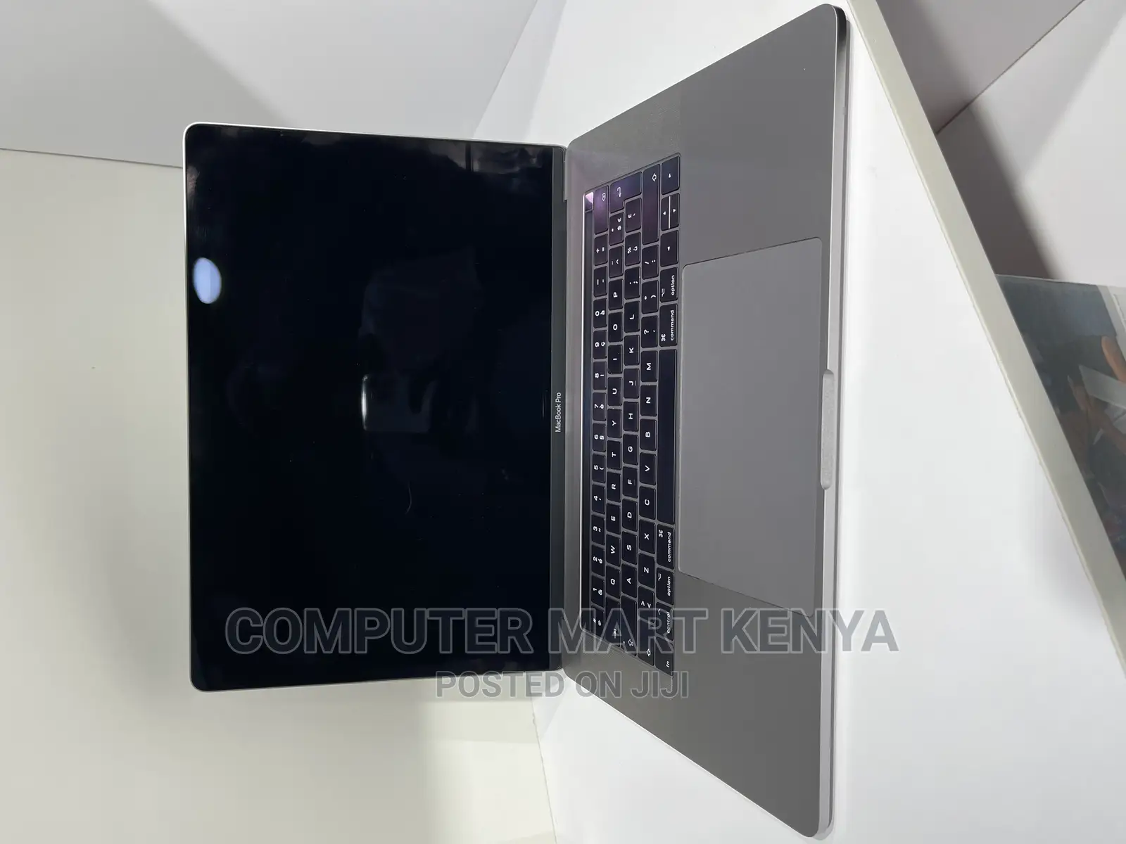 Laptop Apple MacBook Pro 2016 16GB Intel Core I7 SSD 256GB