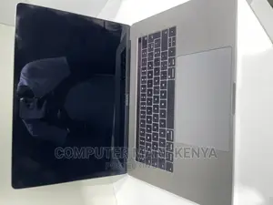 Laptop Apple MacBook Pro 2016 16GB Intel Core I7 SSD 256GB