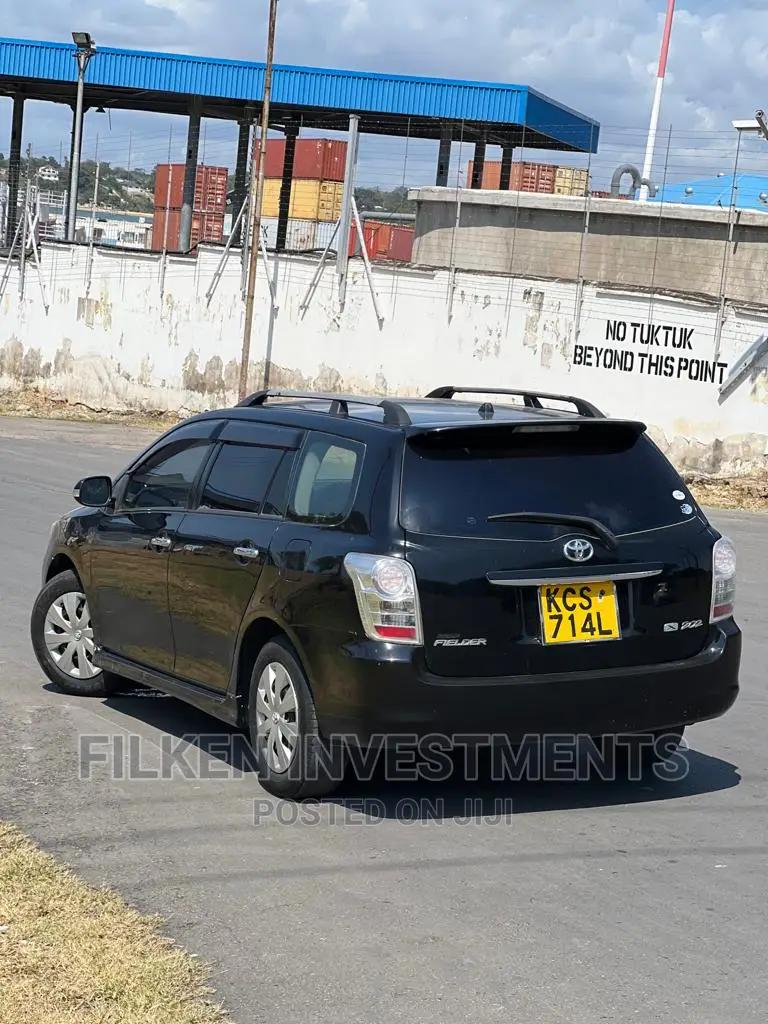 Toyota Corolla Fielder 2012 Black