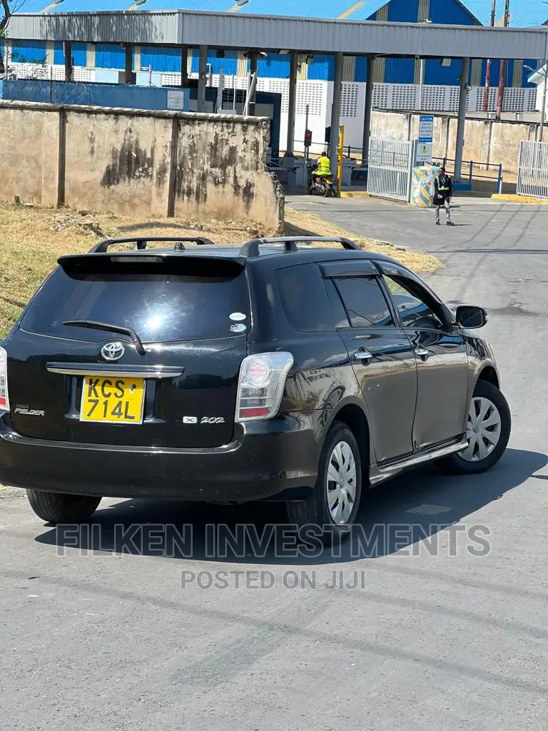 Toyota Corolla Fielder 2012 Black