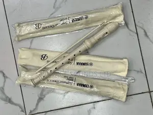 Yamaha Yrs-24b Soprano/Descant Recorder