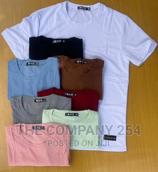 Fashionable Classic Assorted Casual Plain Round T-Shirts - main view