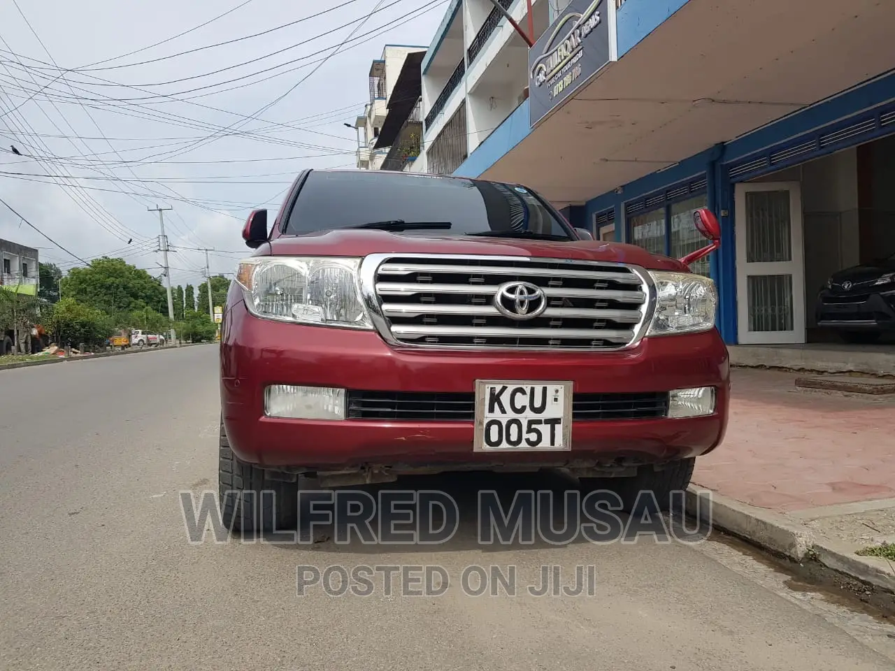 Toyota Land Cruiser 2012 Red