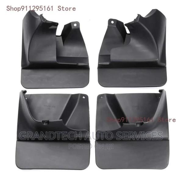 Prado Fj 120 Mud Flaps - main view