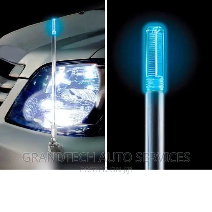 Universal Corner Pole Light