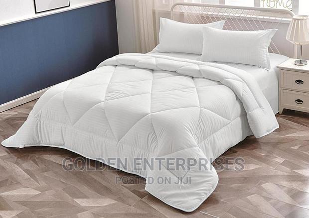 4pcs White Satin Stripped Binded Duvet Set, 6*7 - main view