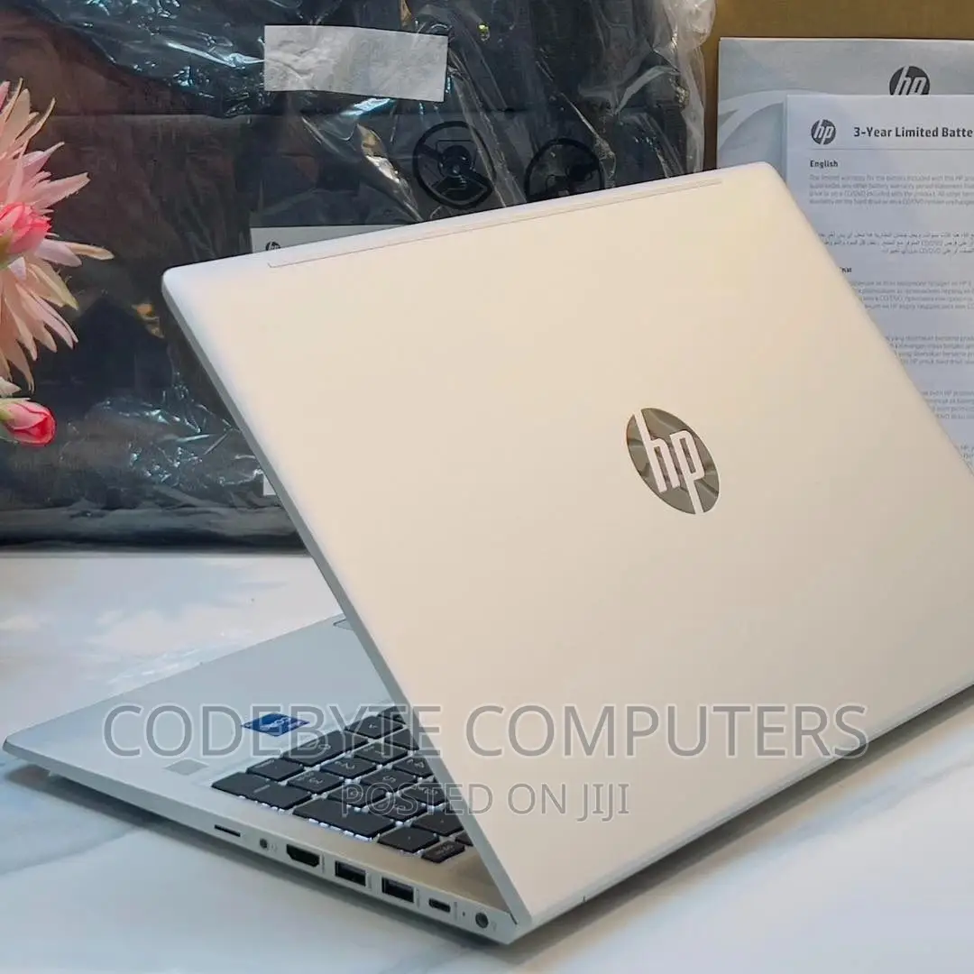New Laptop HP ProBook 450 G8 8GB Intel Core I5 SSD 512GB