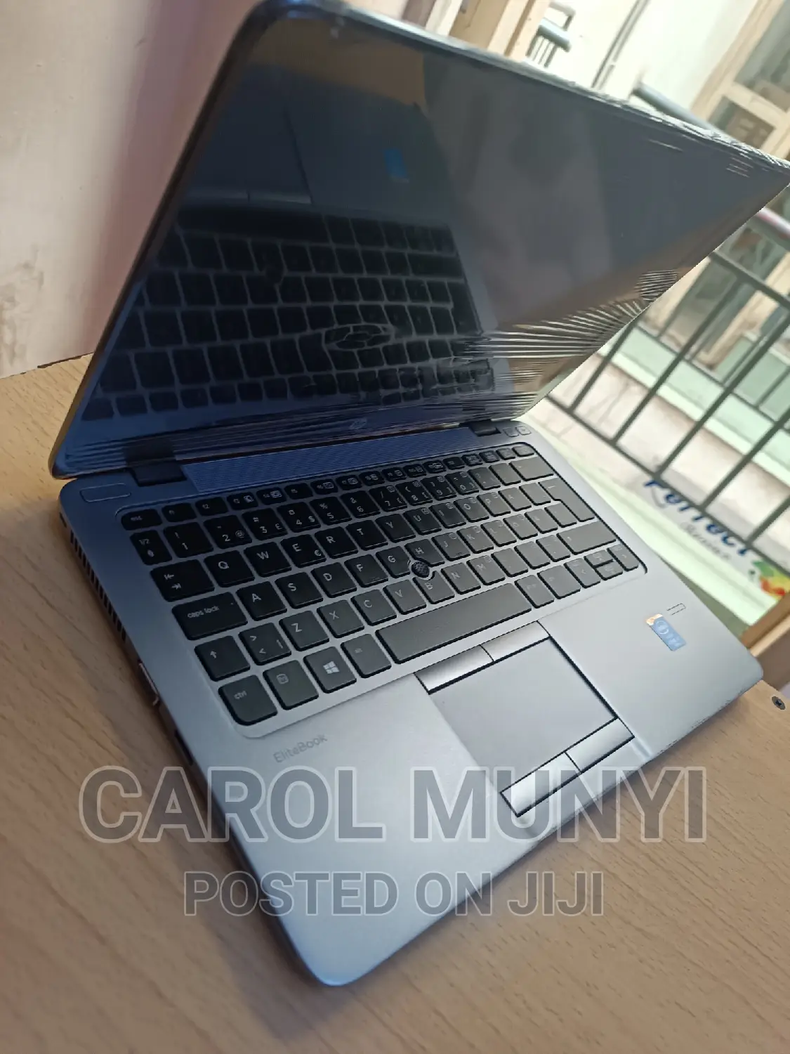 New Laptop HP EliteBook 820 G3 8GB Intel Core I7 HDD+SSD 500GB