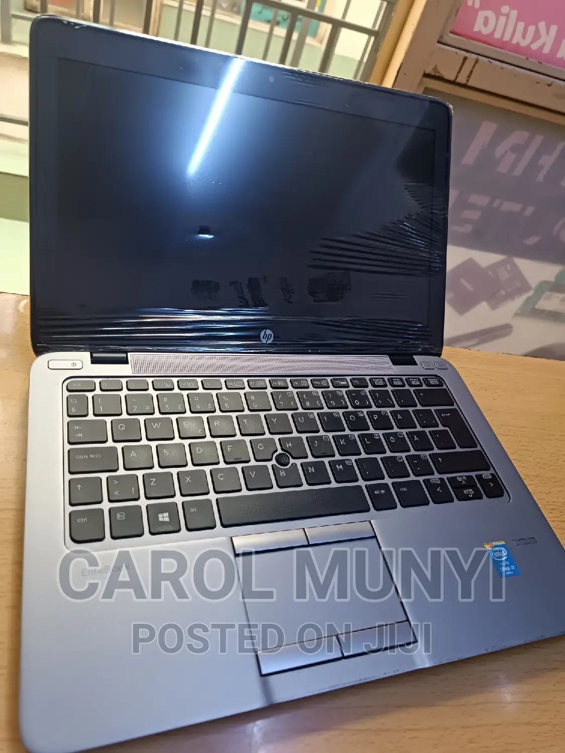 New Laptop HP EliteBook 820 G3 12GB Intel Core I7 HDD+SSD 256GB