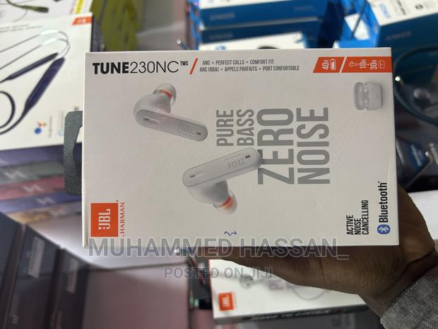 JBL Tune 230nc