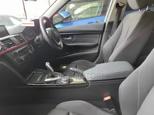 BMW 320d 2016 Red