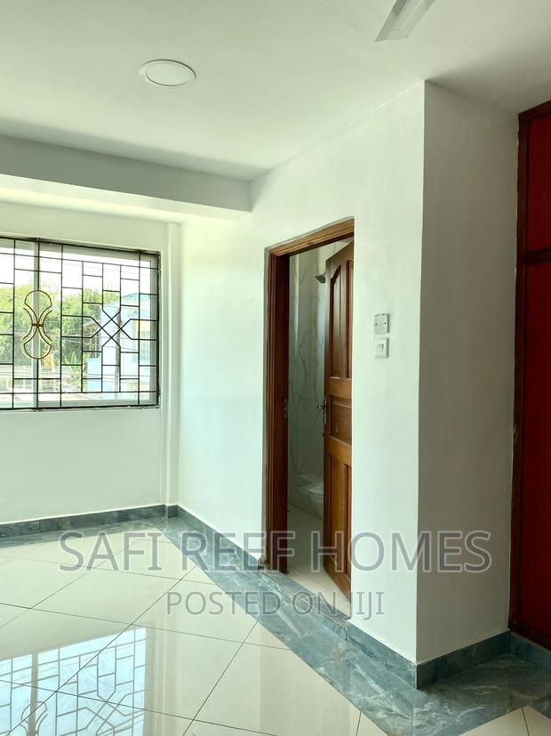 2bdrm Apartment in Nyali for rent - thumbnail 15