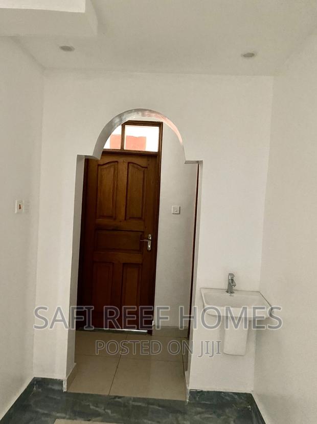 2bdrm Apartment in Nyali for rent - thumbnail 6